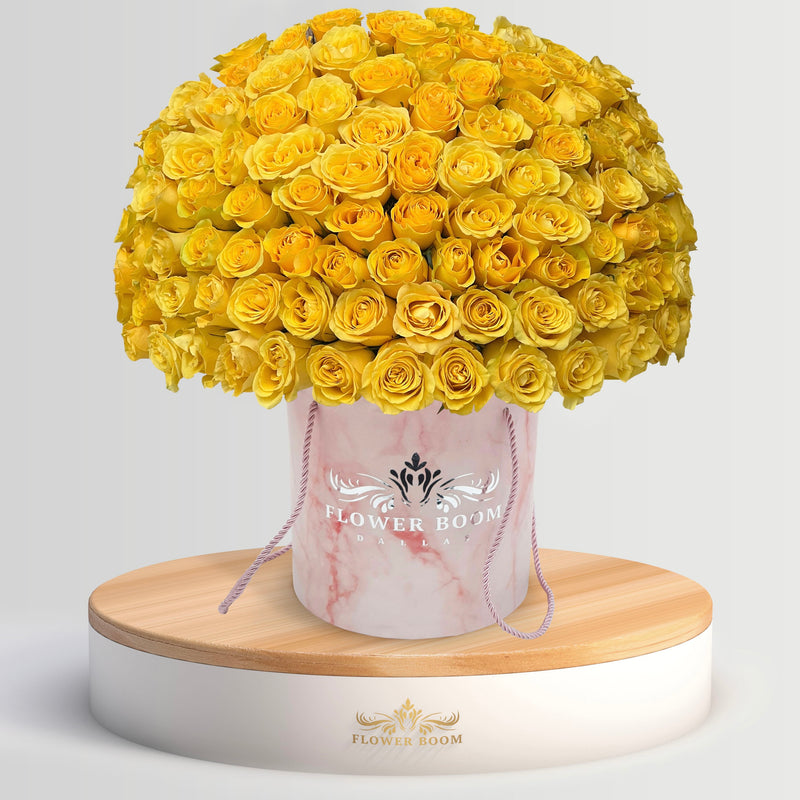 100 Yellow Roses In White Box
