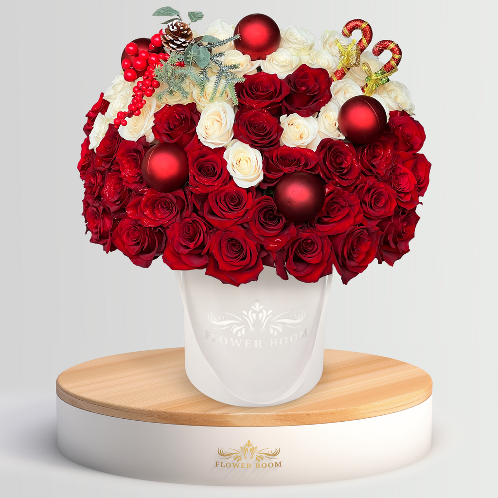 Festive Winter Flower Arrangement Red Roses White Chrysanthemum Berries  Vase Stock Photo by ©sarsmis 516982952